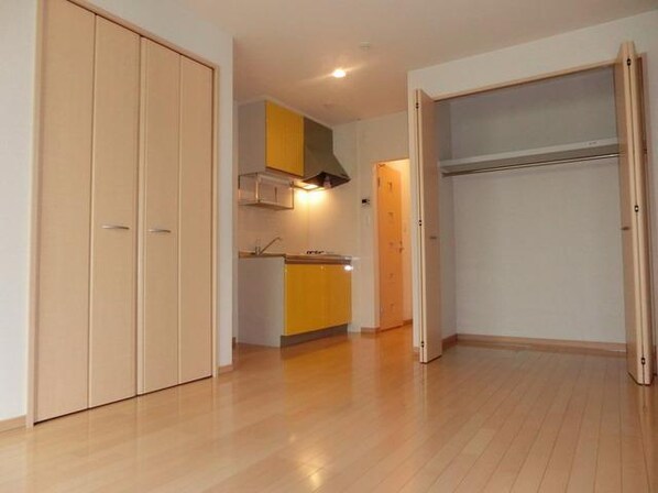 エスエフ ファミールの物件内観写真